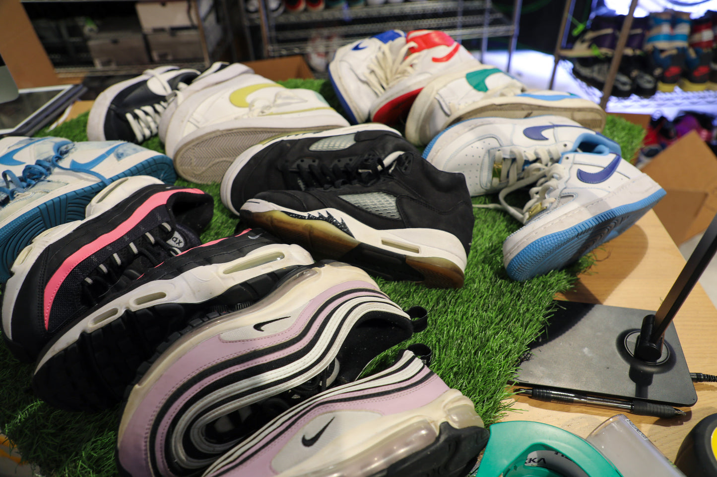 9 PAIR STORY STEAL (5.5M-7W)