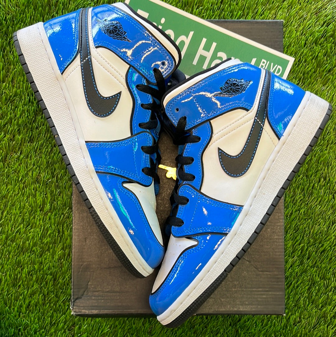 Air Jordan 1 Mid SE GS 'Signal Blue'