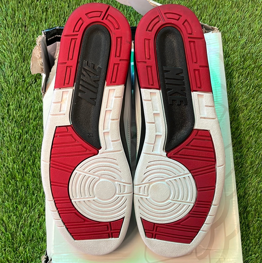 Air Jordan 2 Retro 'Chicago' 2022
