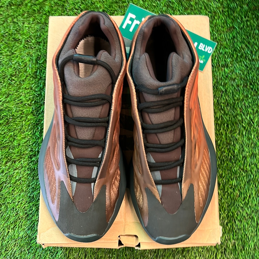 Yeezy 700 V3 'Copper Fade'