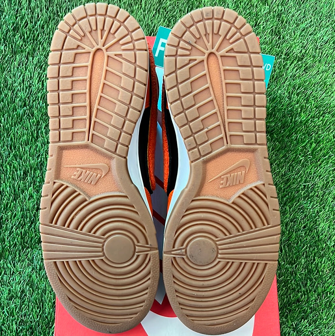 Dunk High 'Chenille Swoosh - Safety Orange'