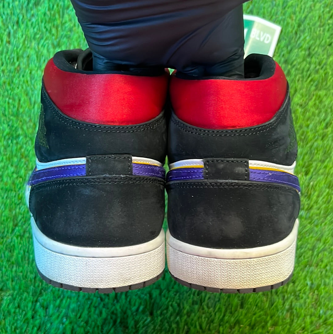 Air Jordan 1 Mid SE 'Rivals'