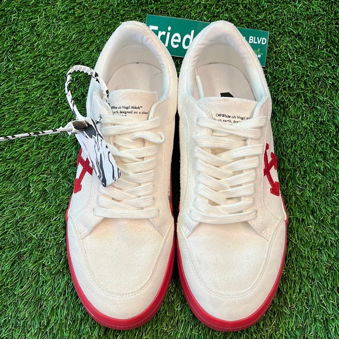 EXCLUSIVE Off-White Wmns Vulc Sneaker 'White Red'