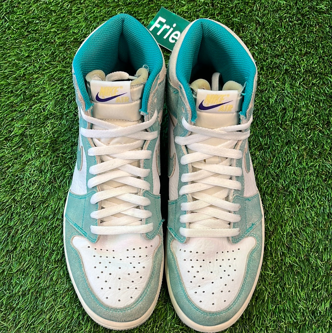 Air Jordan 1 Retro High OG 'Turbo Green'