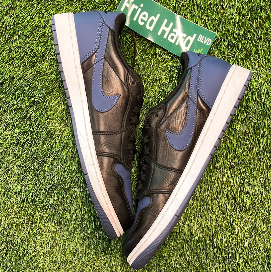 Air Jordan 1 Retro Low OG 'Mystic Navy'