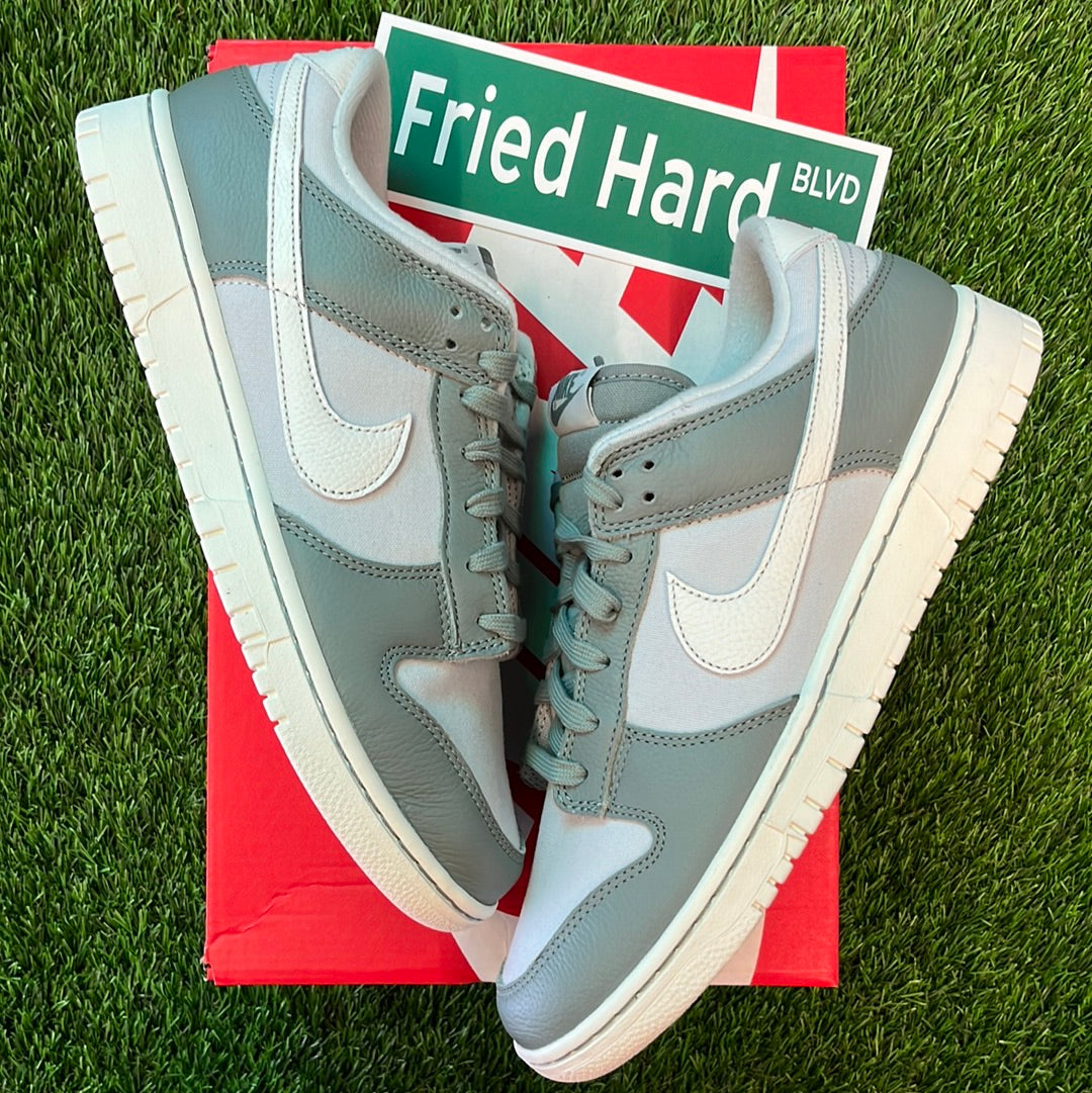 Dunk Low 'Mica Green'