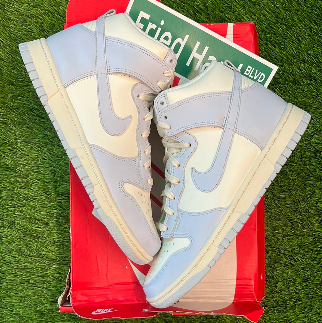 Wmns Dunk High 'Football Grey' 7.5M/9W