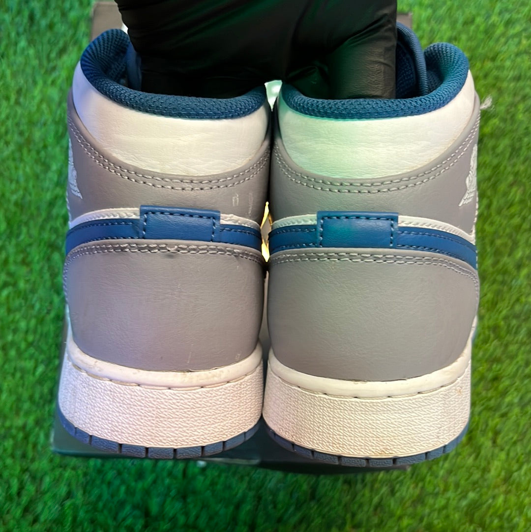 Air Jordan 1 Mid GS 'Cement True Blue'