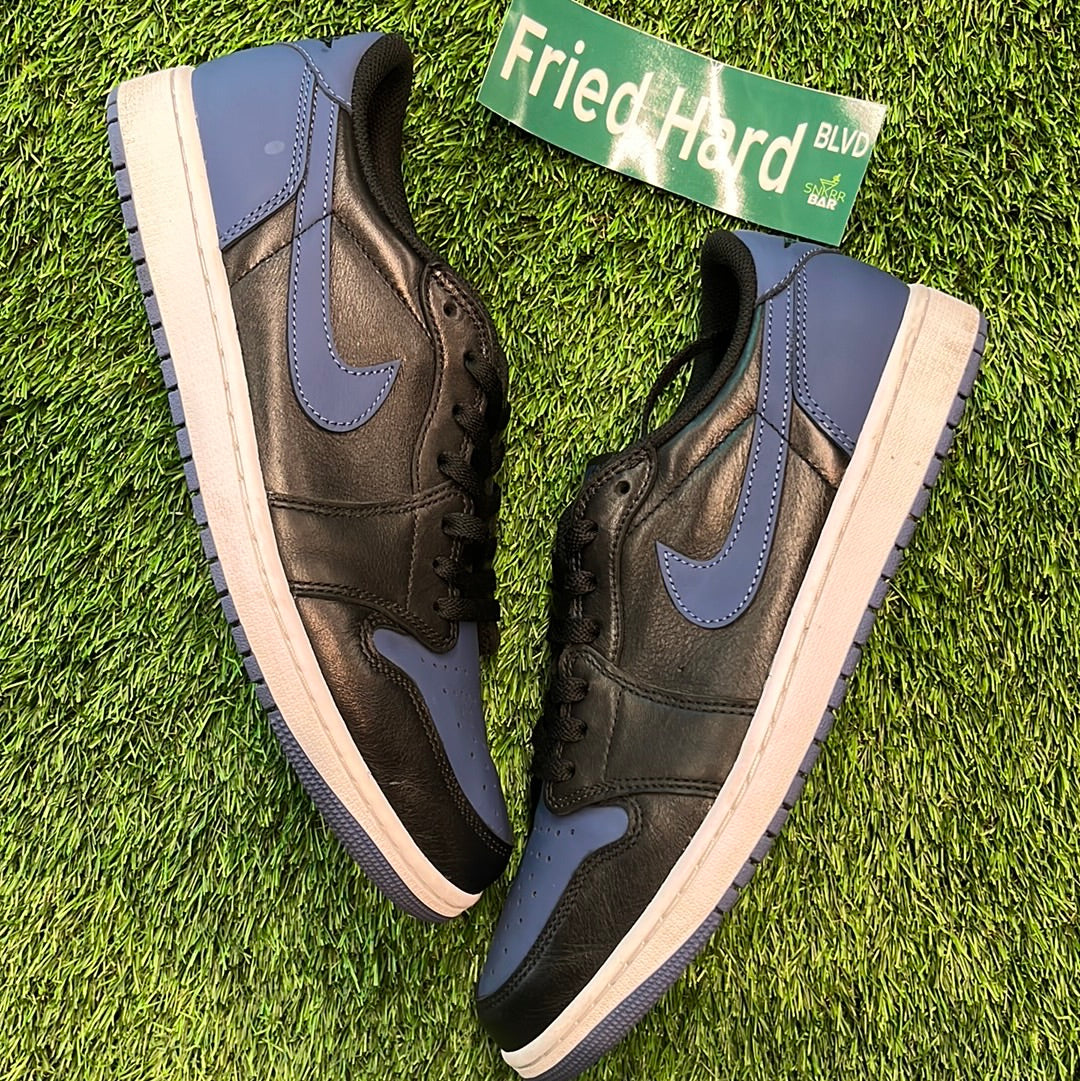 Air Jordan 1 Retro Low OG 'Mystic Navy'