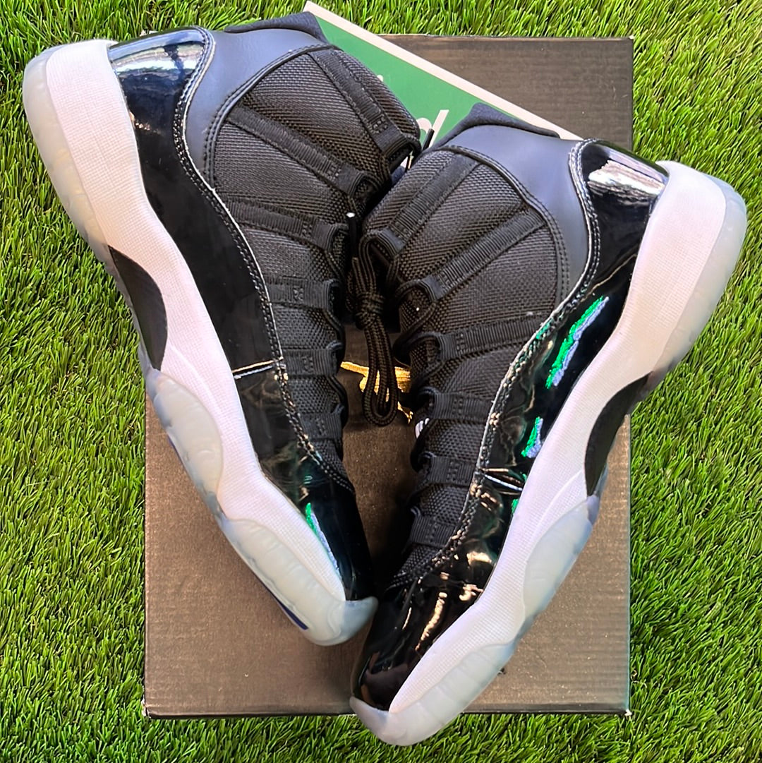 Air Jordan 11 Retro BG 'Space Jam' 2016
