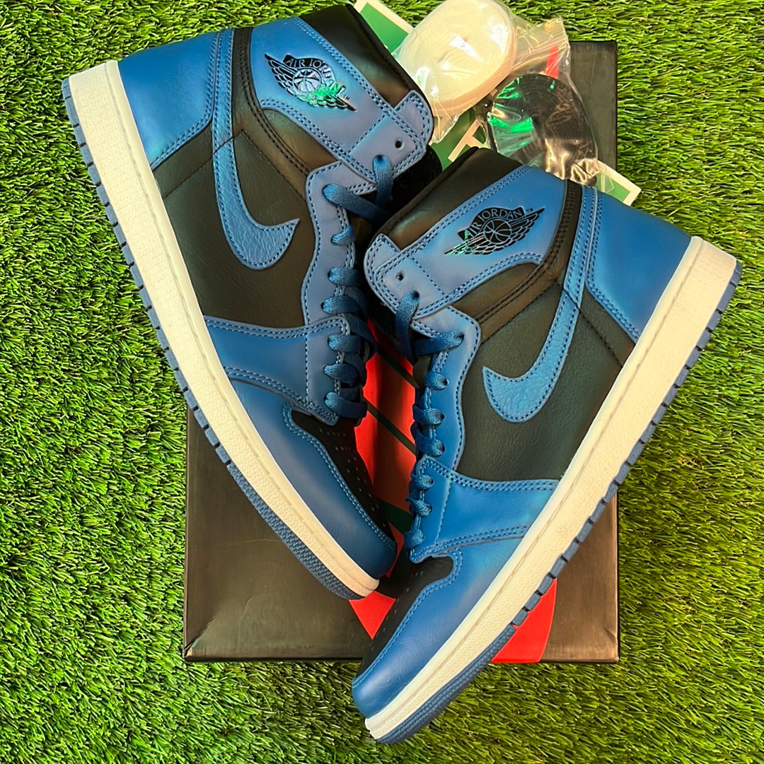Air Jordan 1 Retro High OG 'Dark Marina Blue'