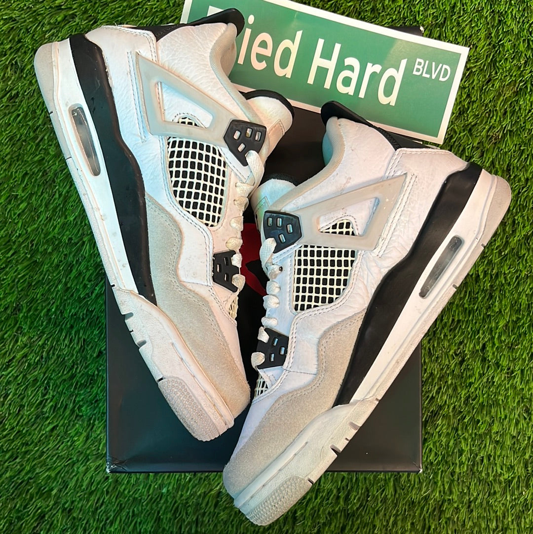 Air Jordan 4 Retro GS 'Military Black'
