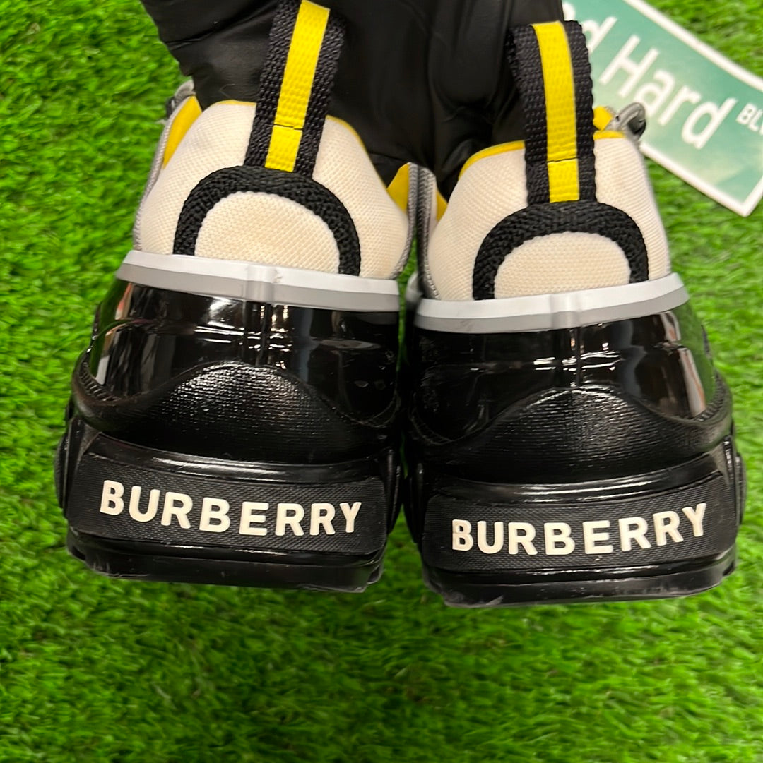 Burberry Arthur 'Black/Grey/Yellow'