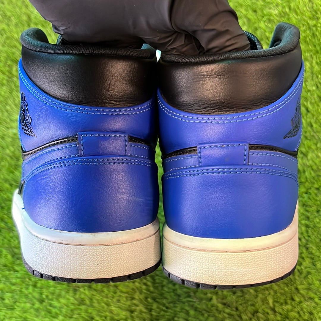 Air Jordan 1 Mid 'Hyper Royal'