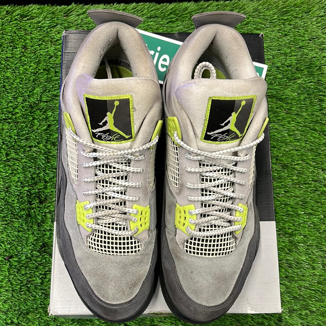 Air Jordan 4 Retro SE 'Neon 95'