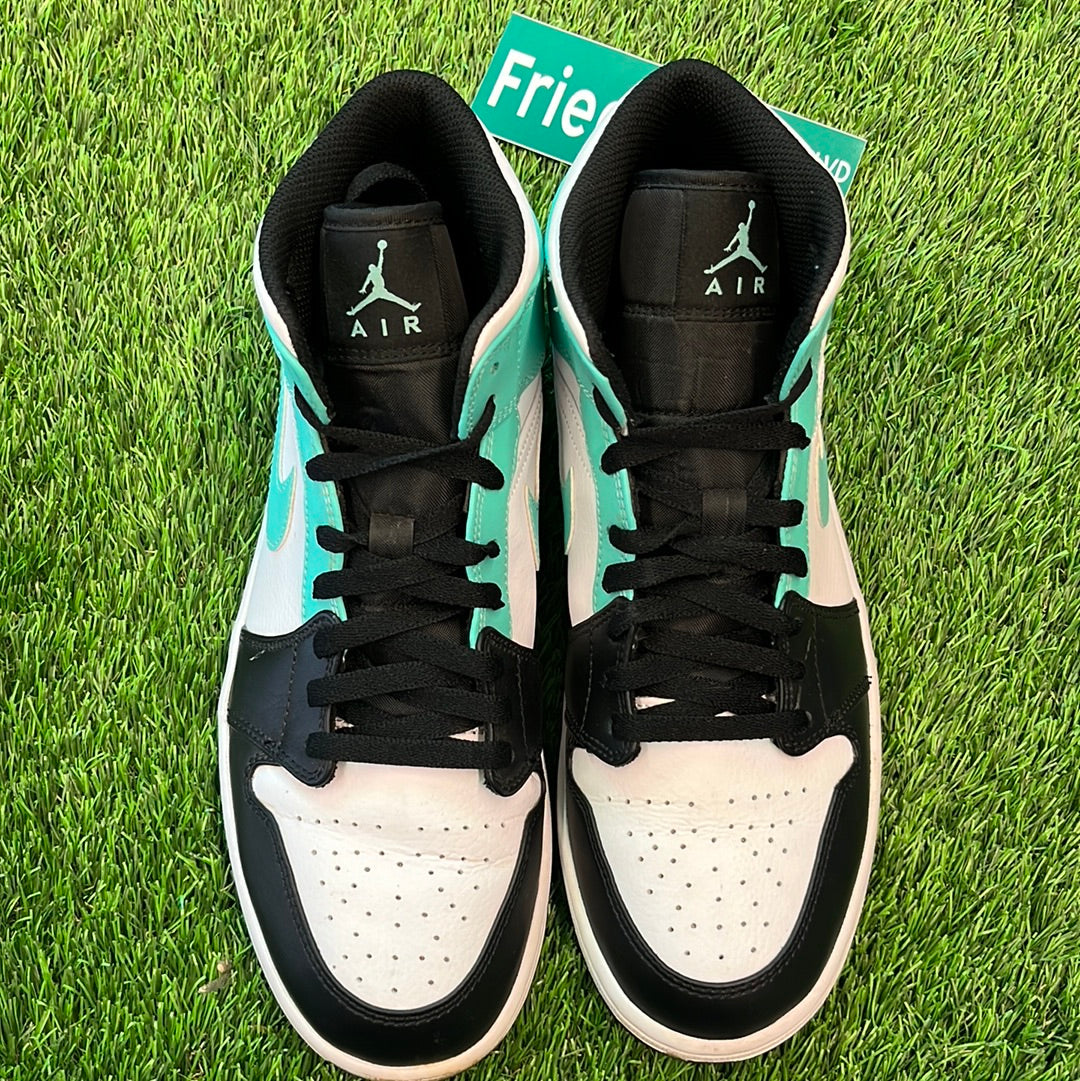 Air Jordan 1 Mid 'Tropical Twist'