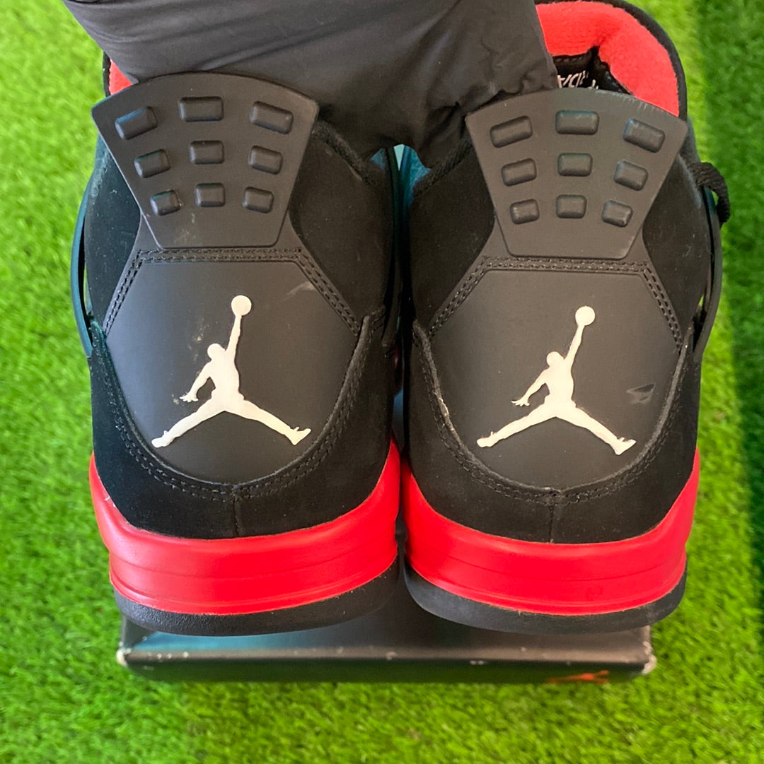 Air Jordan 4 Retro 'Red Thunder'