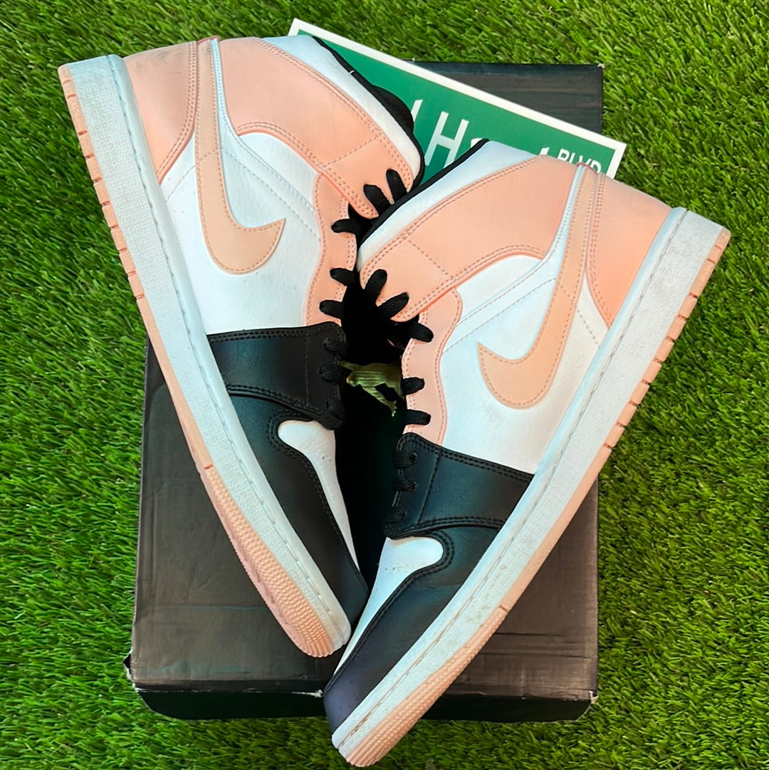 Air Jordan 1 Mid 'Crimson Tint'