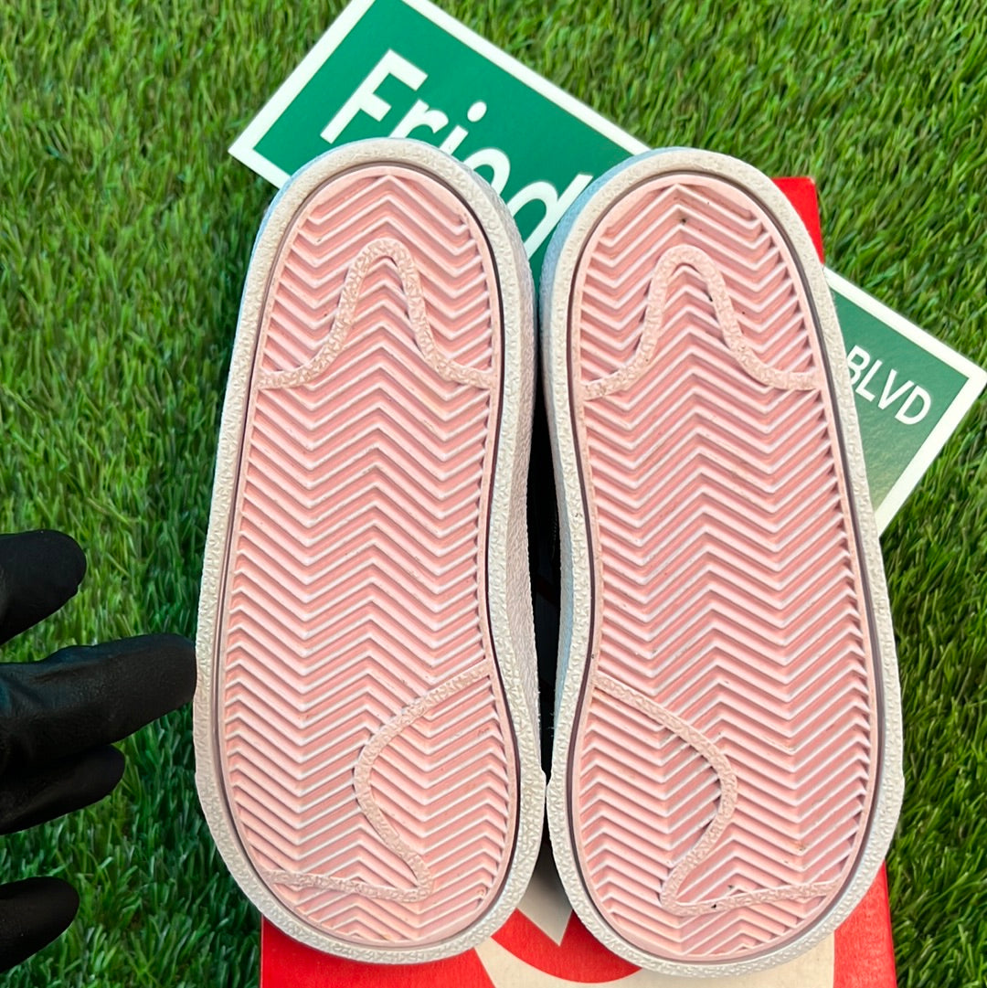 Blazer Mid '77 SE TD 'Black Light Smoke Grey'