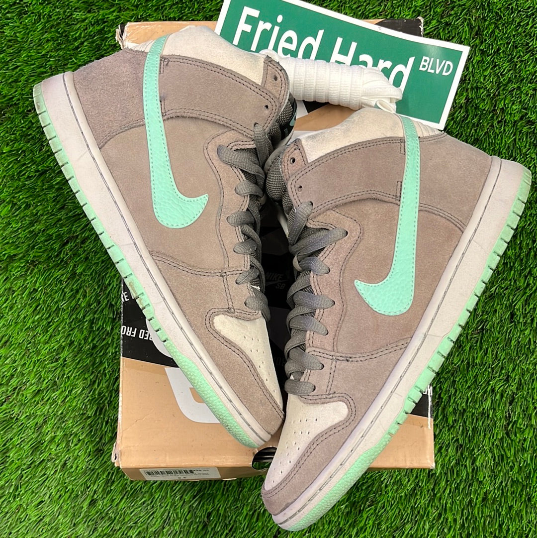 Dunk High Pro SB 'Soft Grey'
