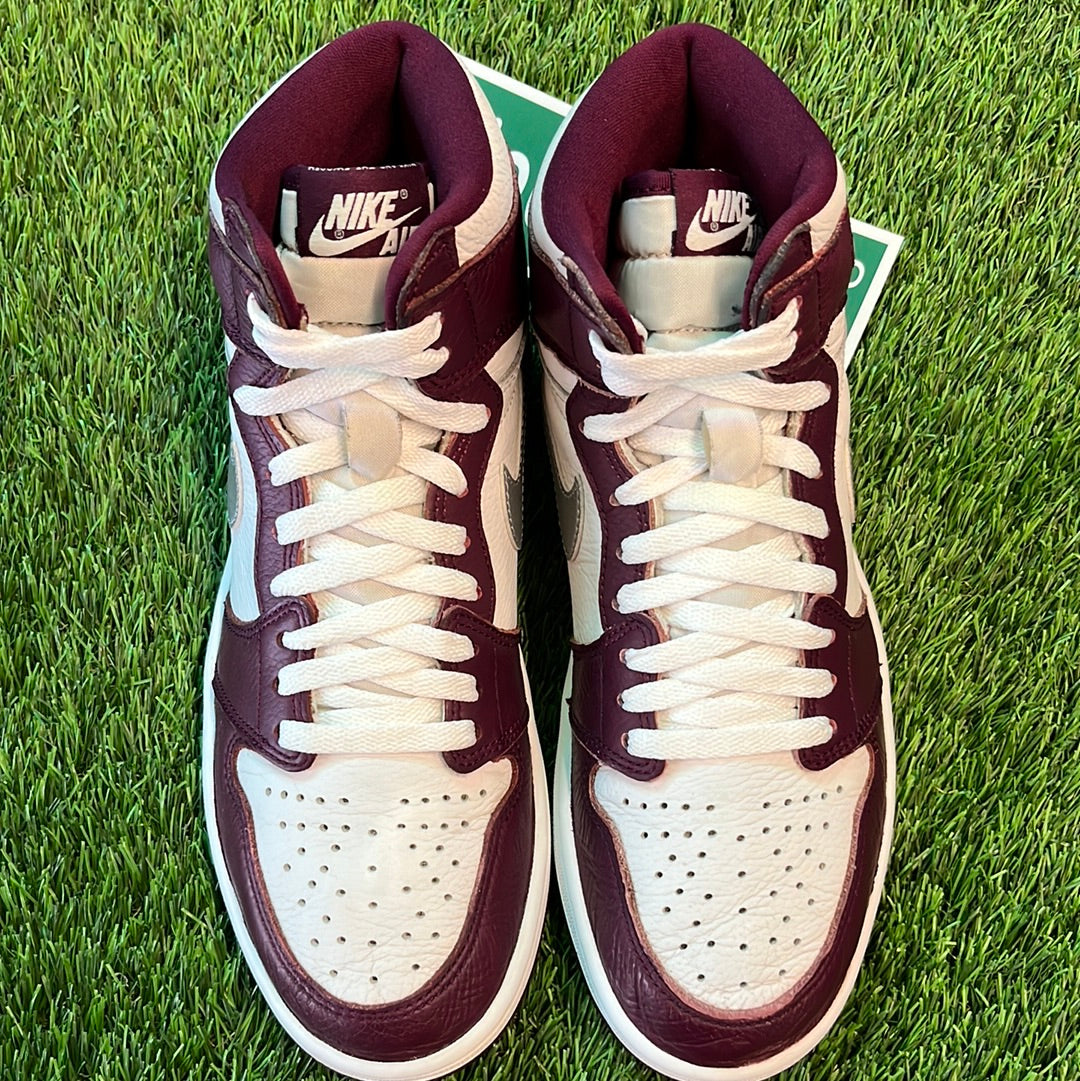 Air Jordan 1 Retro High OG 'Bordeaux'