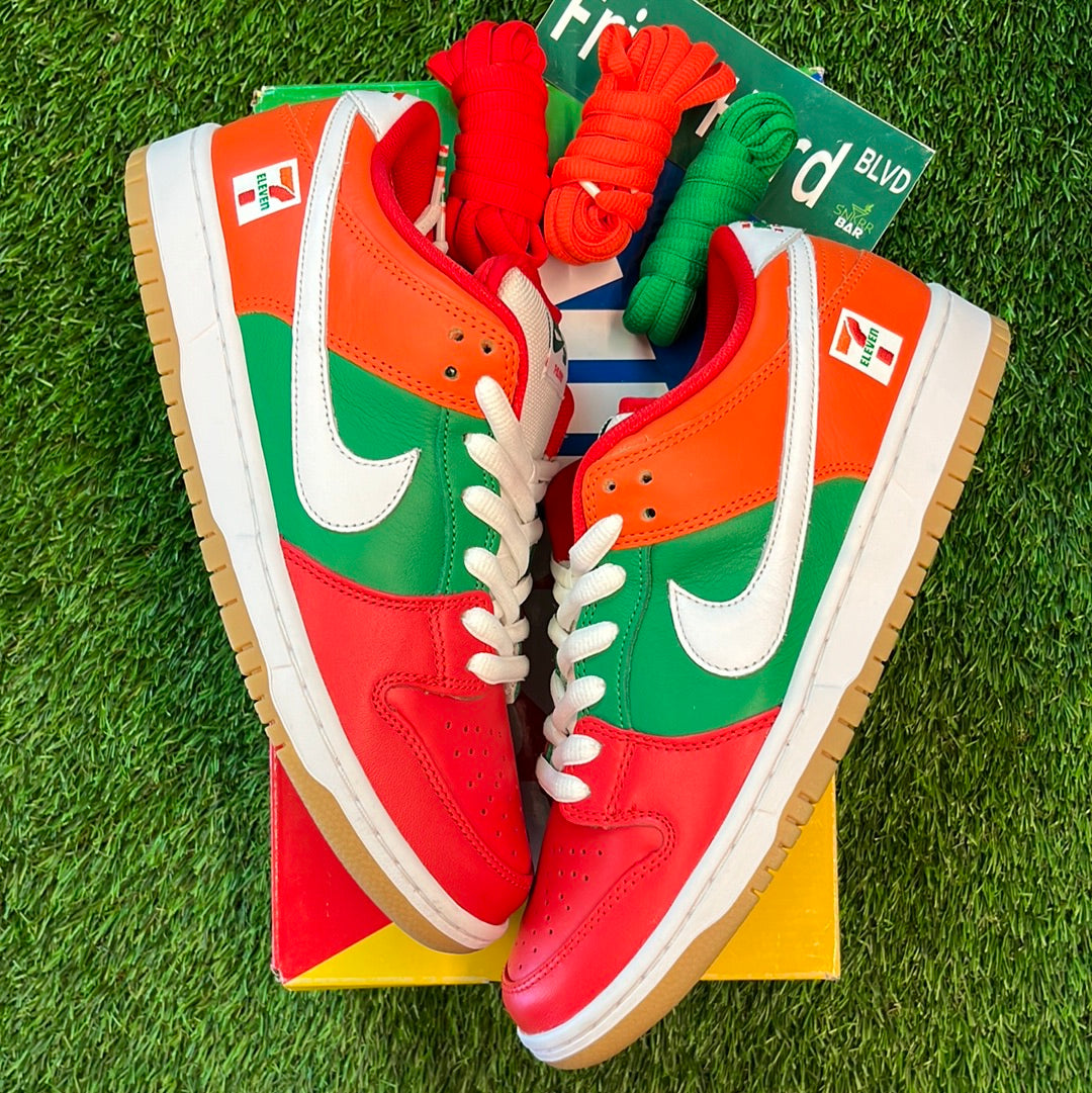 7-Eleven x Dunk Low SB