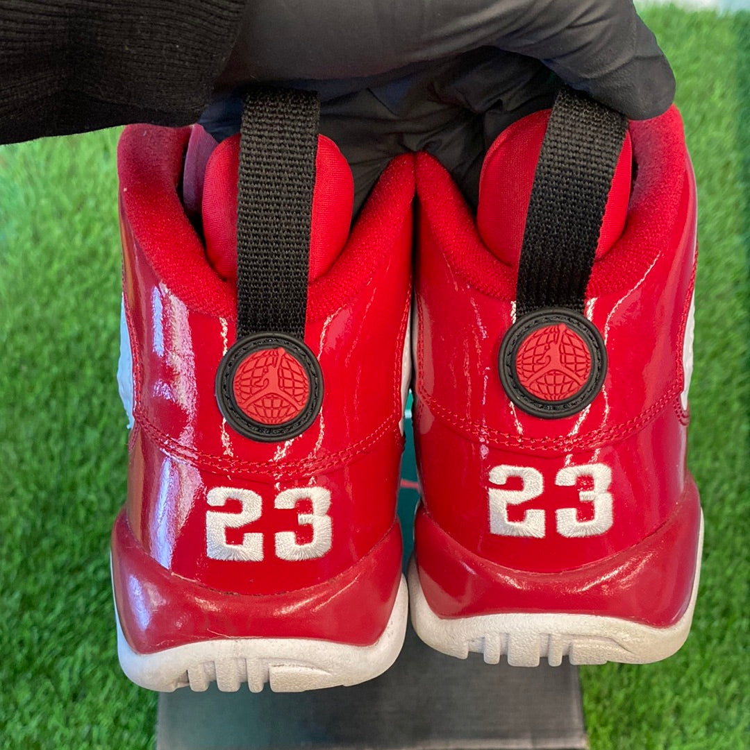 Air Jordan 9 Retro BG 'Gym Red'