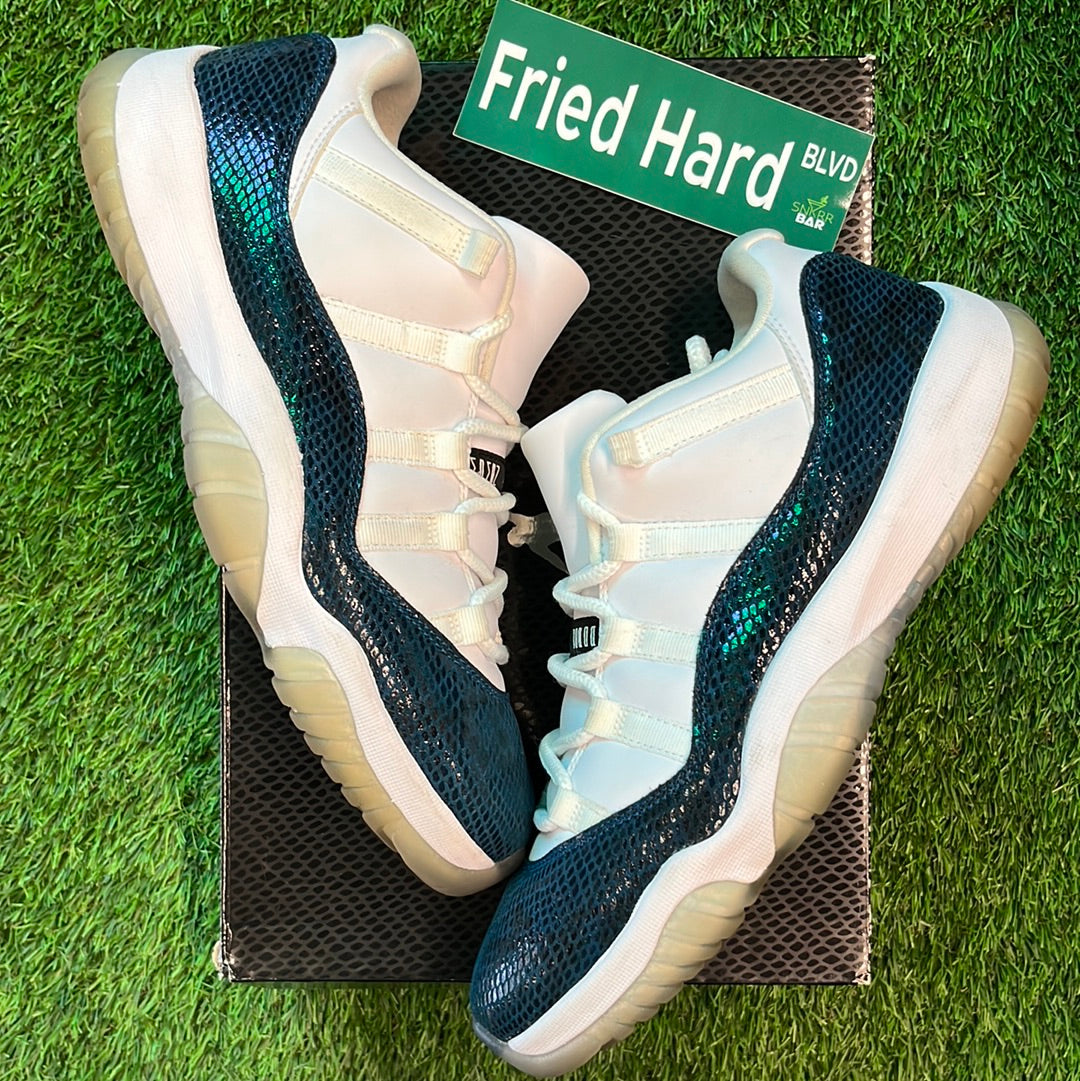 Air Jordan 11 Retro Low 'Navy Snakeskin' 2019