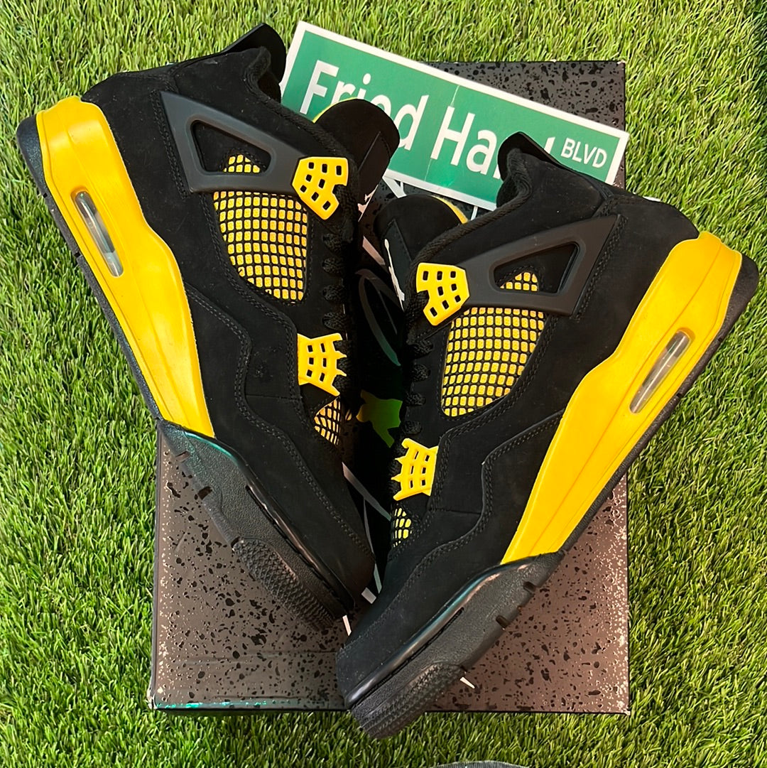 Air Jordan 4 Retro 'Thunder' 2023
