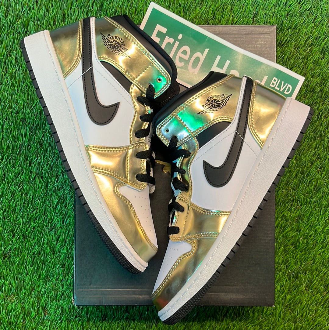 Air Jordan 1 Mid SE GS 'Metallic Gold'