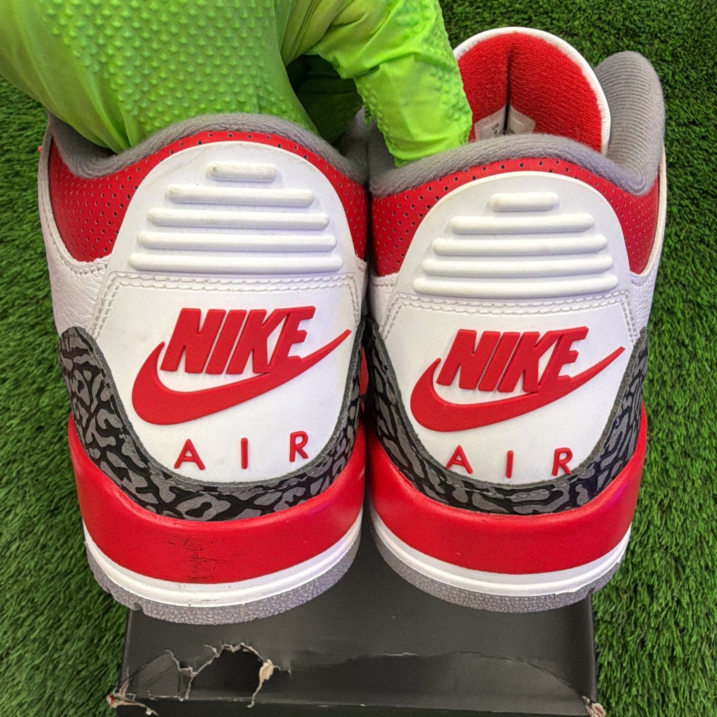 Air Jordan 3 Retro 'Fire Red' 2022