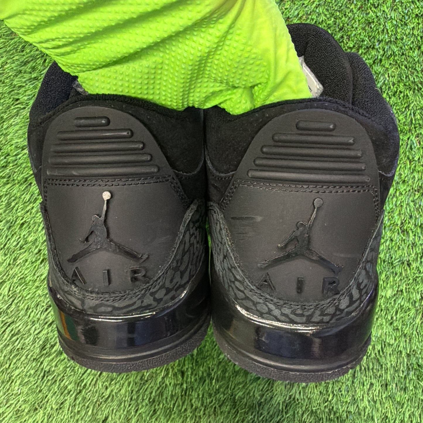 Jordan 3 Retro Black Cat (2025)