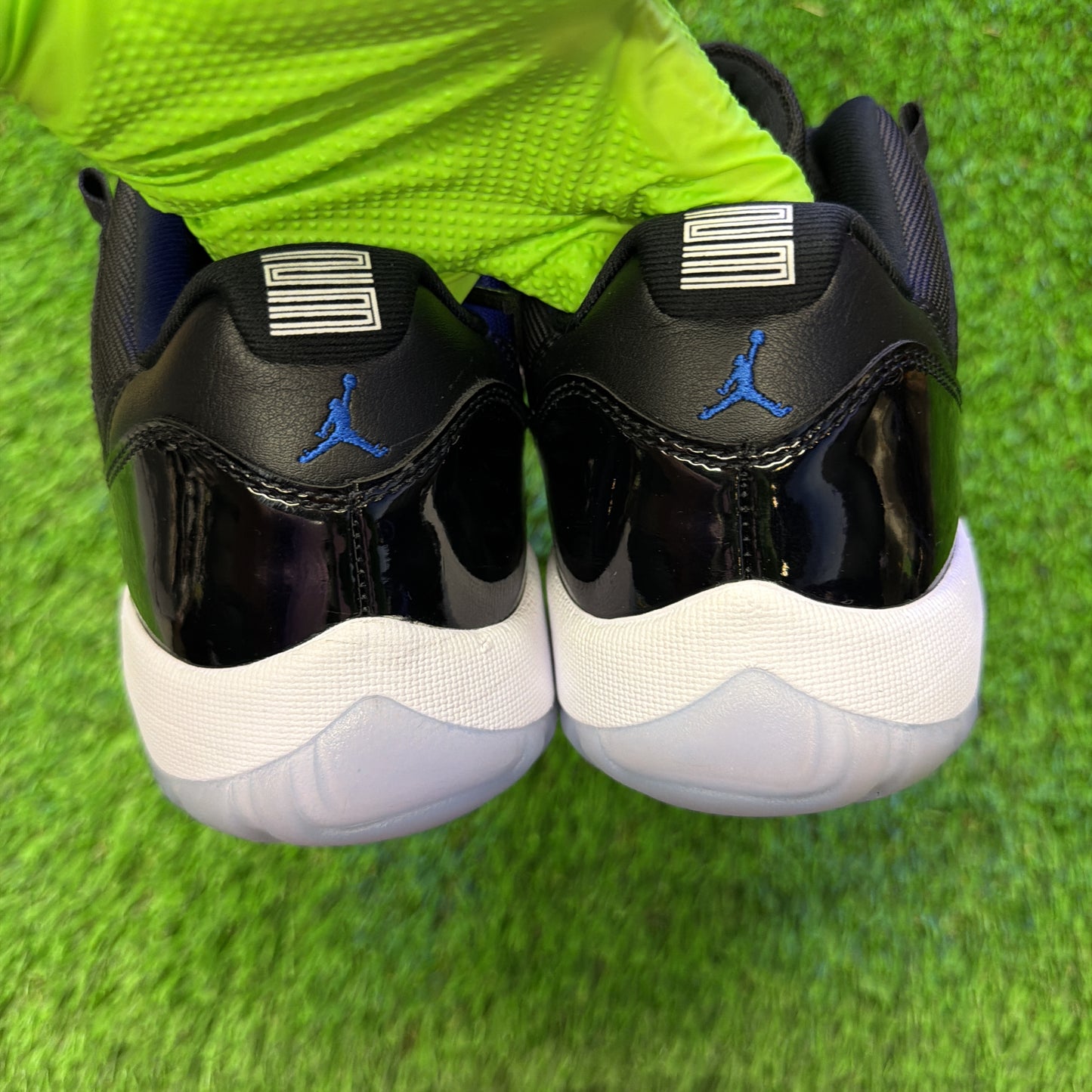 Air Jordan 11 Retro Low 'Space Jam'