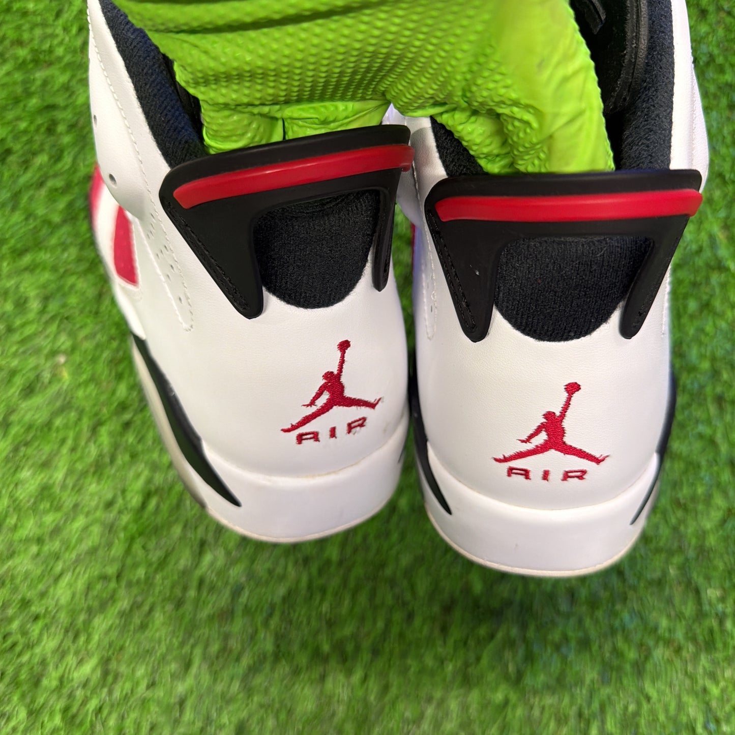 Air Jordan 6 Retro OG 'Carmine' 2014