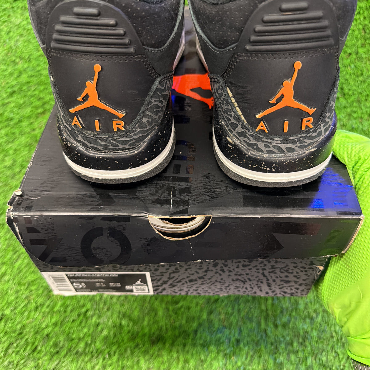 Air Jordan 3 Retro GS 'Fear'
