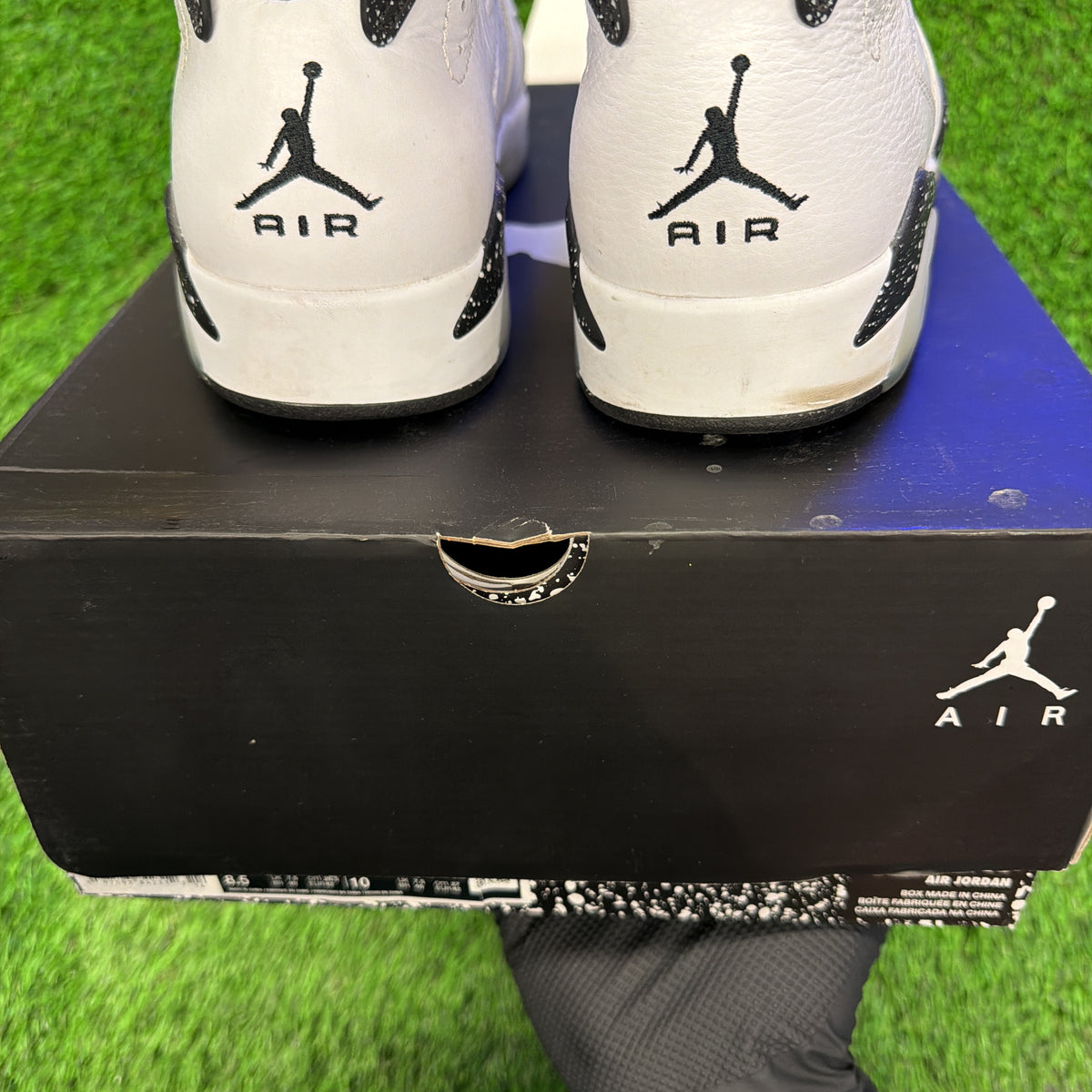 Jordan 6 Retro Reverse Oreo SIZE 8.5M/10W