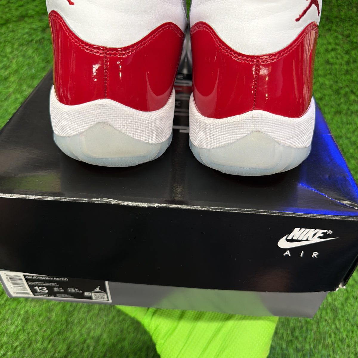 Air Jordan 11 Retro 'Cherry' SIZE 13M/14.5W