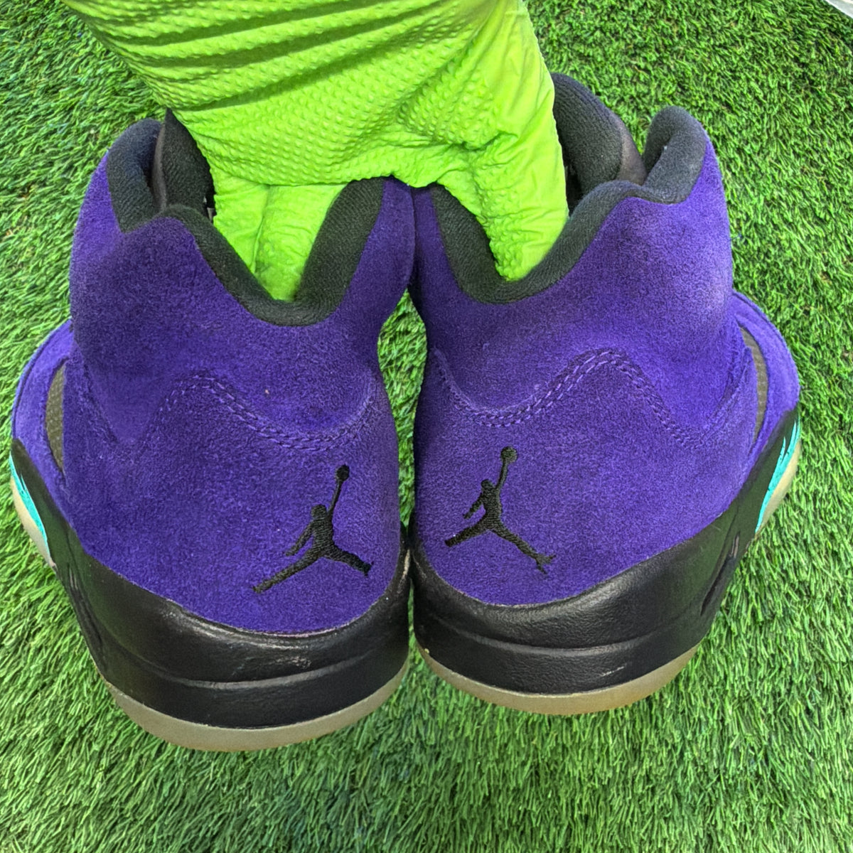 Air Jordan 5 Retro 'Alternate Grape' SIZE 10.5M/12W