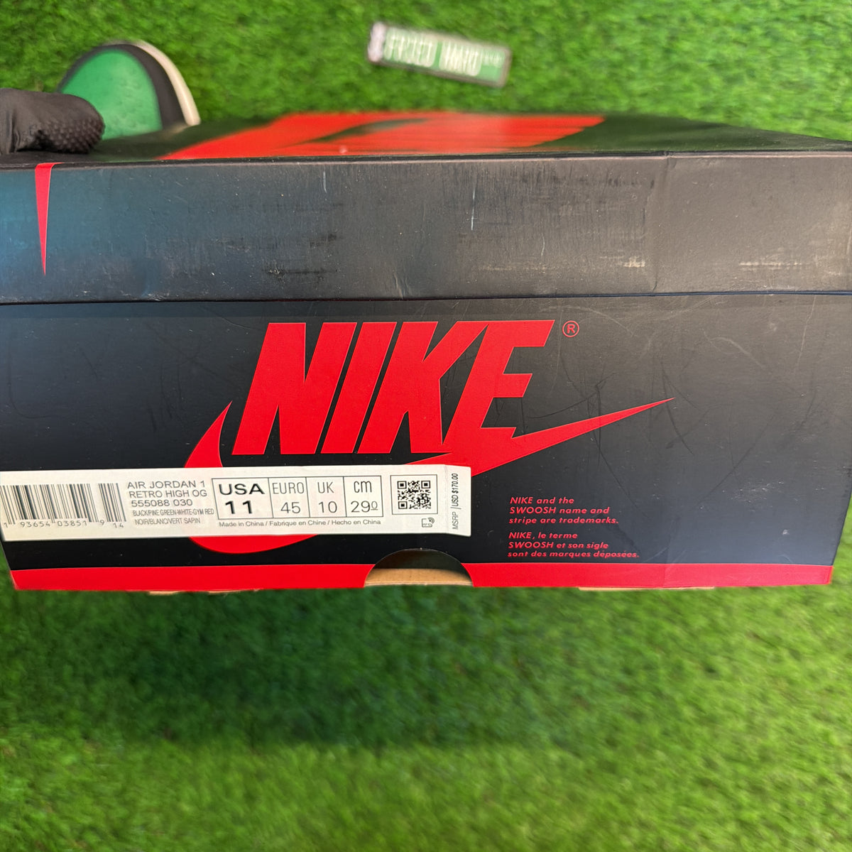 Air Jordan 1 Retro High OG 'Pine Green 2.0' SIZE 11M/12.5W