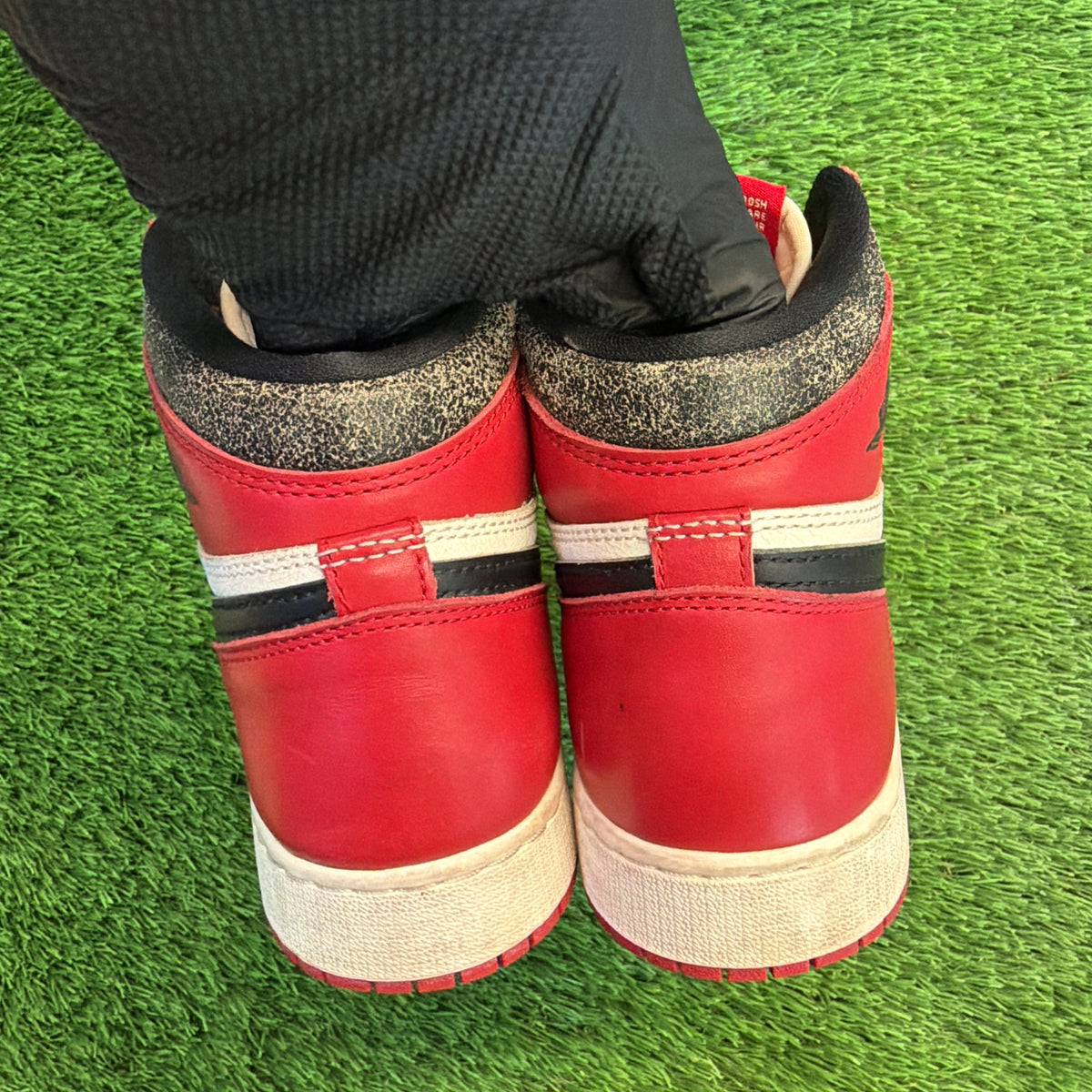 Jordan 1 Retro High OG Chicago Lost and Found (GS) SIZE 7Y/8.5W