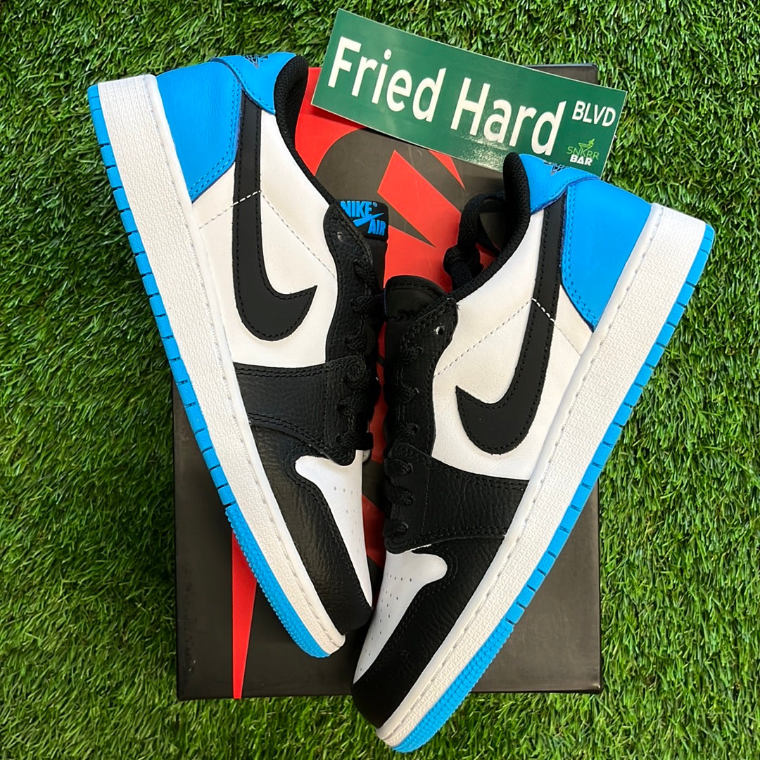 Air Jordan 1 Retro Low OG GS 'UNC'