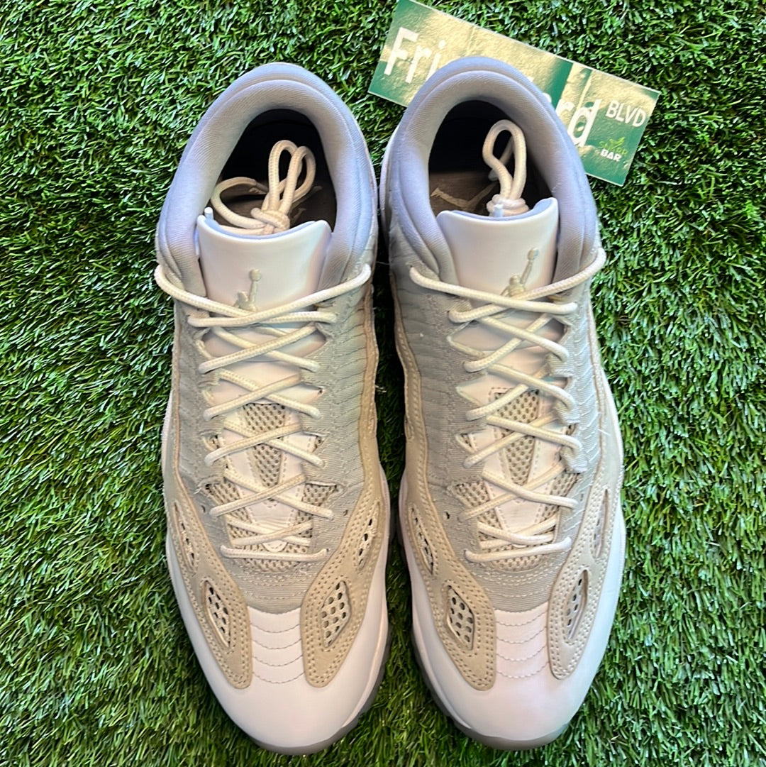 Air Jordan 11 Retro Low IE 'Light Orewood Brown'