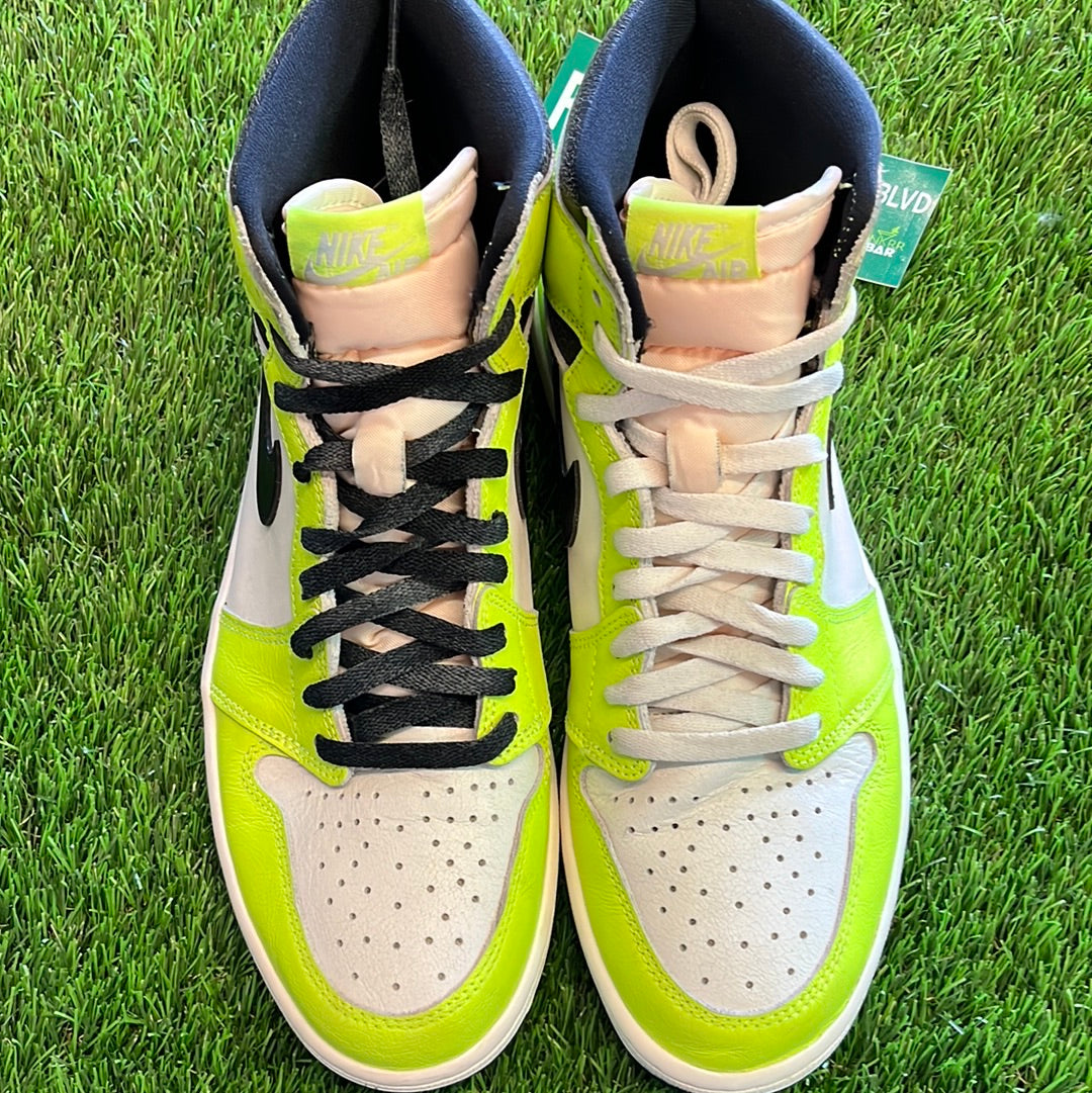 Air Jordan 1 Retro High OG 'Visionaire'