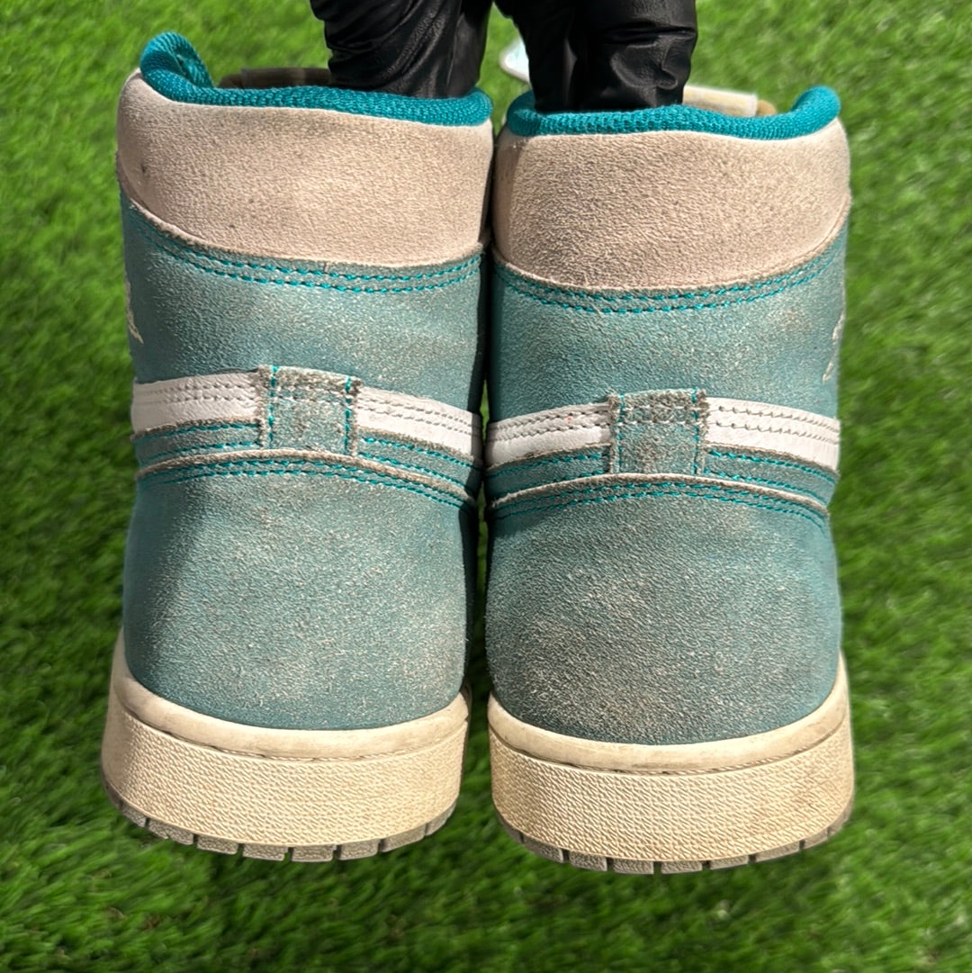 Air Jordan 1 Retro High OG 'Turbo Green'