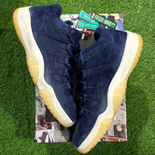 Air Jordan 11 Retro Low 'RE2PECT'