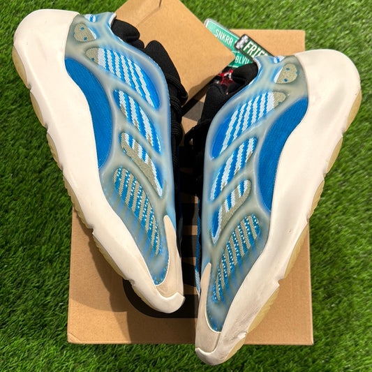 Yeezy 700 V3 'Arzareth'