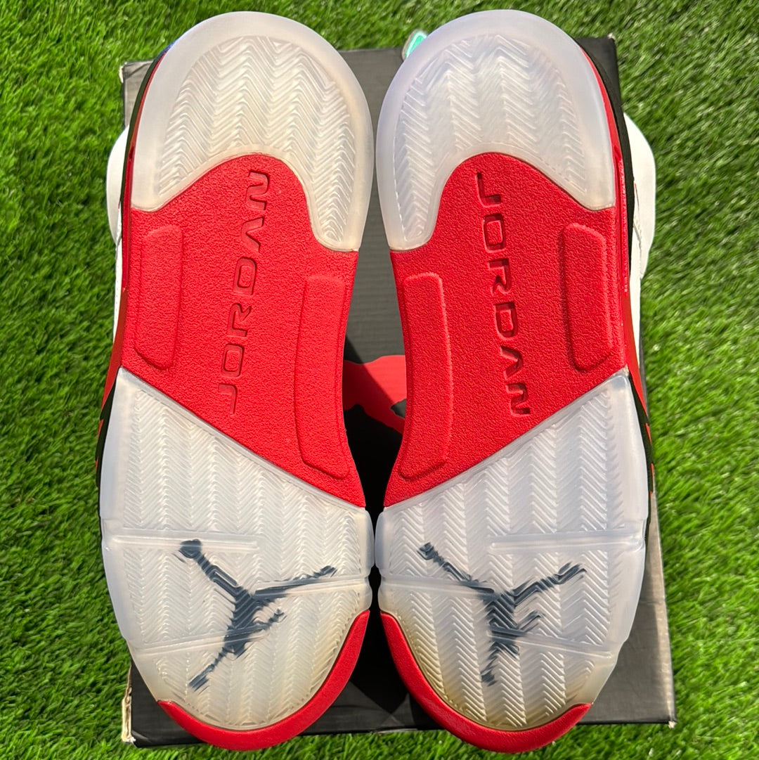 Air Jordan 5 Retro 'Fire Red' 2013