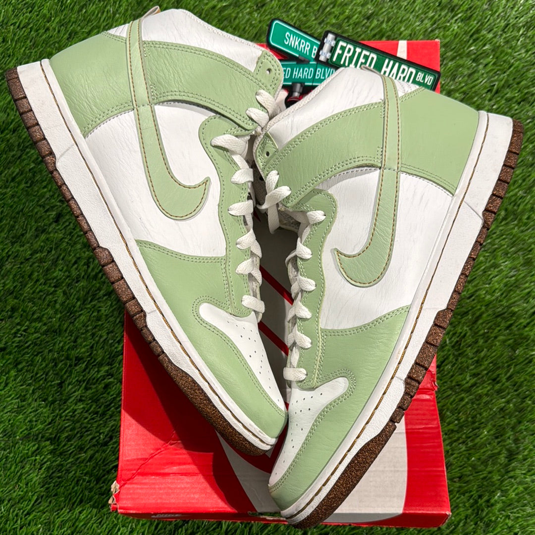 Dunk High SE 'Inspected By Swoosh'