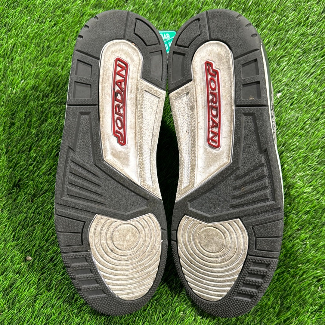 Air Jordan 3 Retro 'Cool Grey' 2021