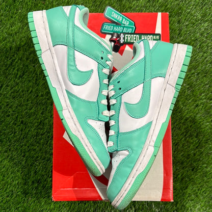 Dunk Low Green Glow (Women's) SIZE 7.5M/9W